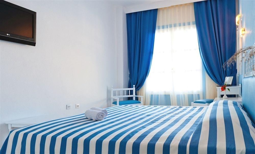 Pedi Beach Hotel Đảo Sými Ngoại thất bức ảnh